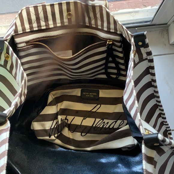Henri Bendel Beach Tote with Make up bag - Picture 2 of 2